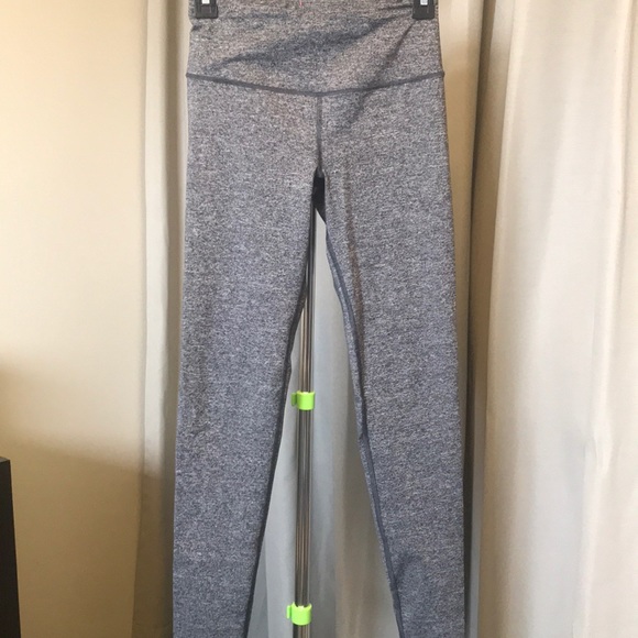Victoria Secret Sport Leggings Grey - Picture 1 of 3